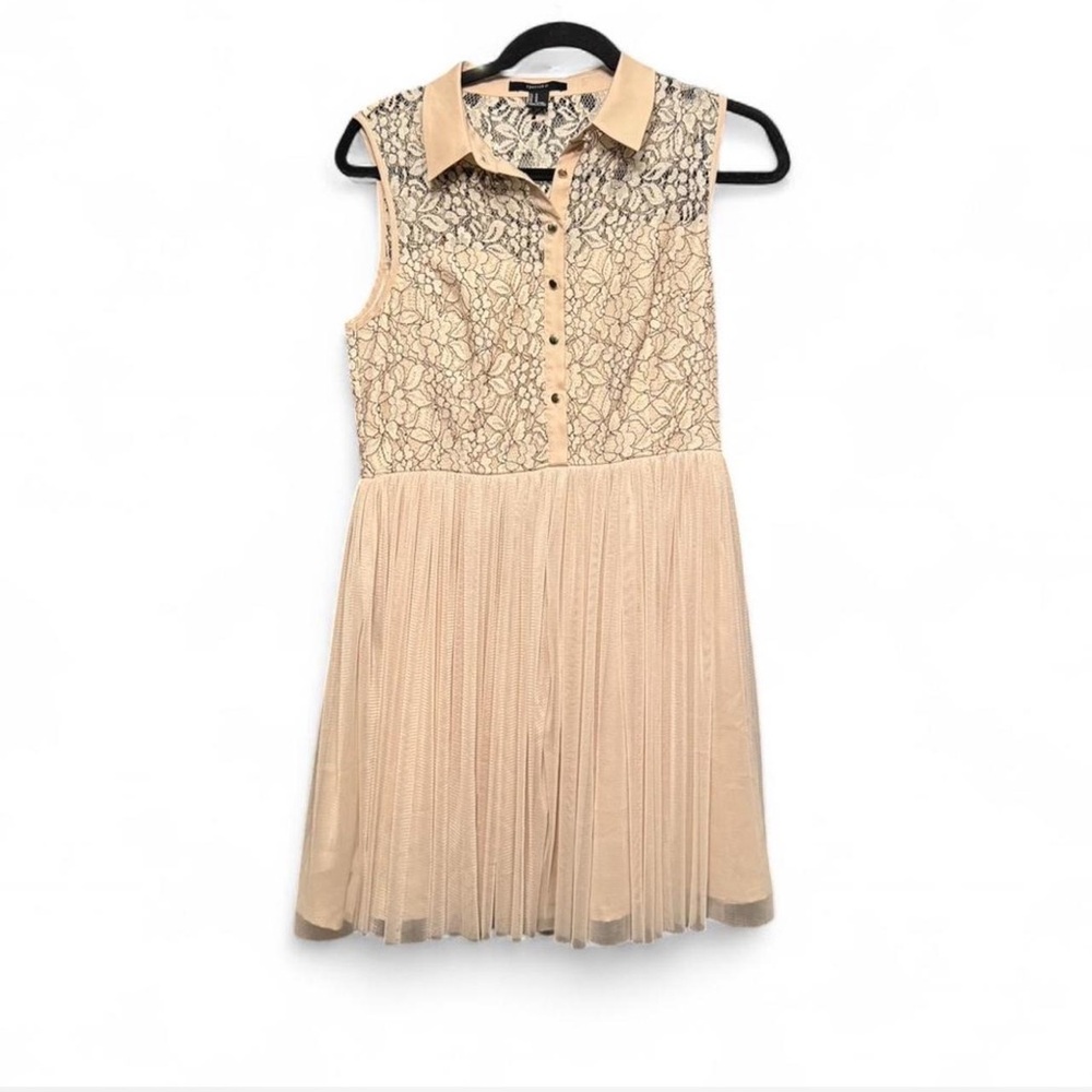 Lace Dress in Tan and Black